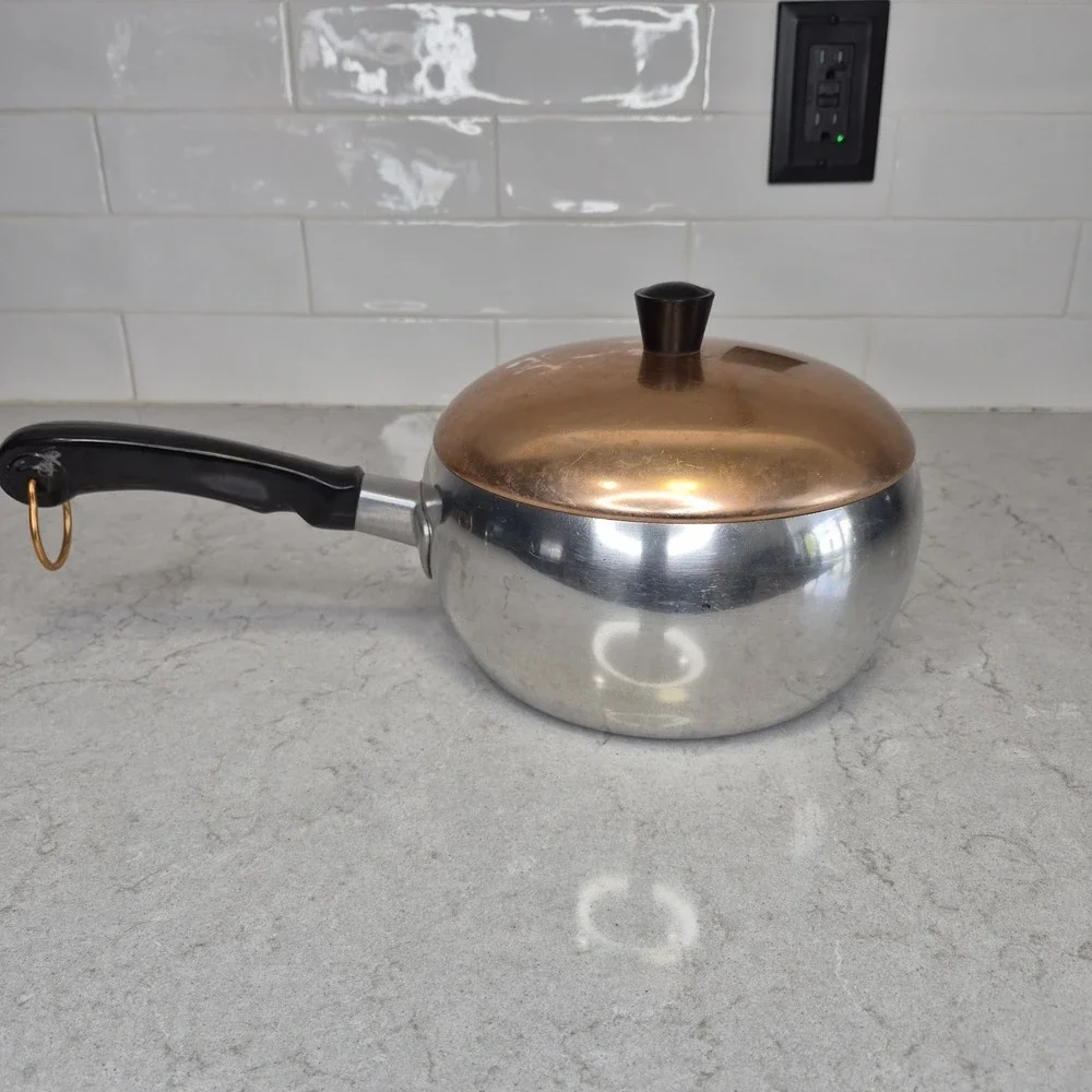 Vintage Wear-Ever Hallite No. 2103 1/2 USA 3-1/2 QT Aluminum Pot w/ Copper Lid